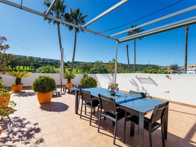 Maison mitoyenne avec 3 Chambres  à Estepona