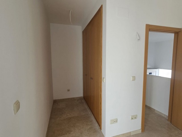 2 Slaapkamer Rijtjeshuis in Doña Julia