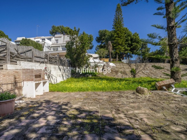  Tontti Nueva Andalucía