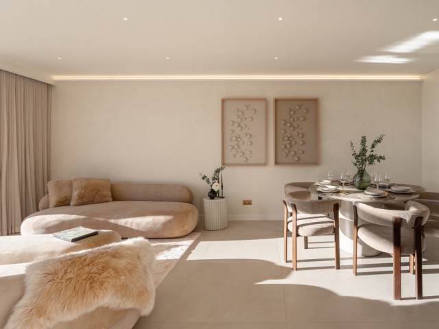 Apartamento con 3 Dormitorios  en Benahavís