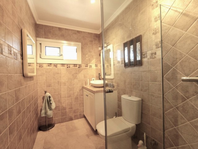 5 Schlafzimmer Villa in Benalmadena