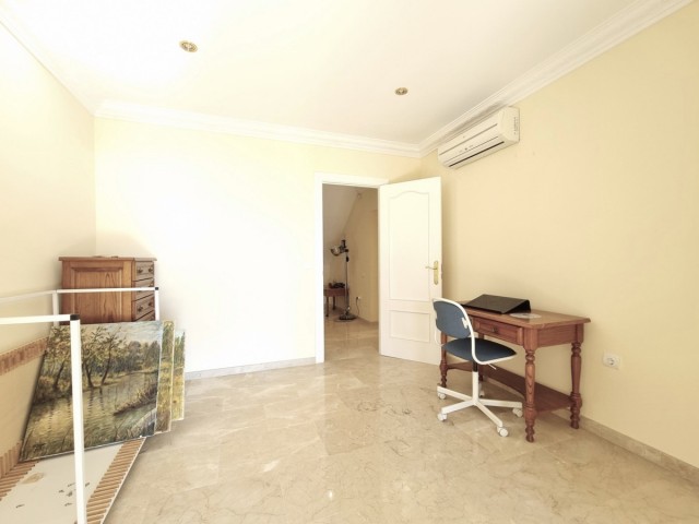 5 Schlafzimmer Villa in Benalmadena