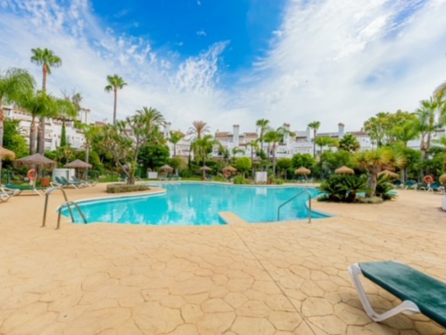 4 Schlafzimmer Reihenhaus in Estepona