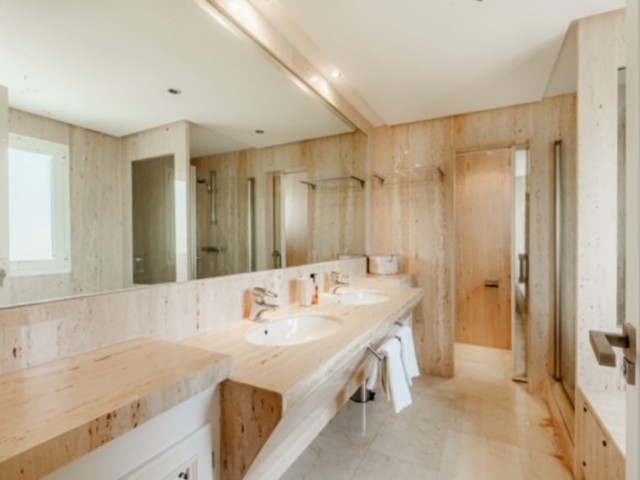 4 Schlafzimmer Reihenhaus in Estepona