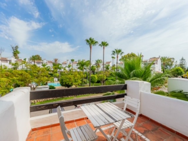 4 Schlafzimmer Reihenhaus in Estepona