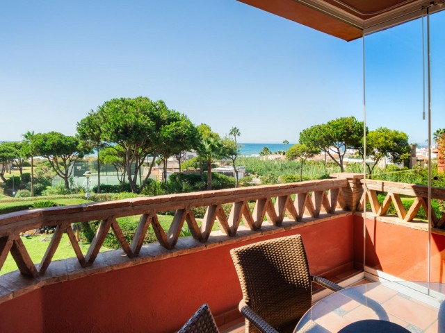 2 Schlafzimmer Apartment in Elviria