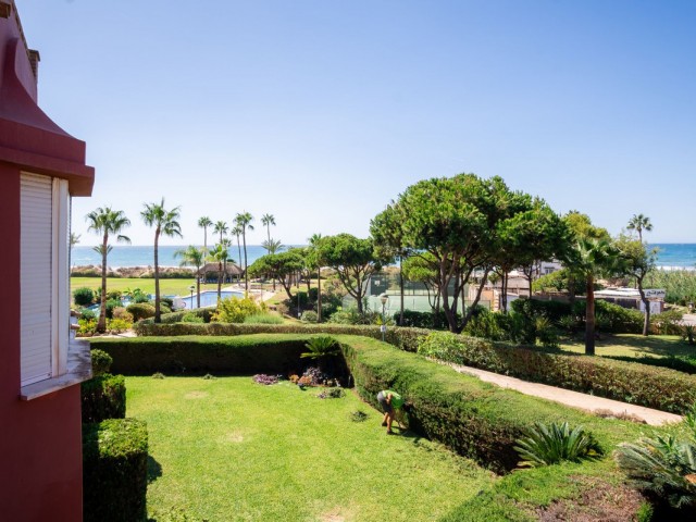 2 Schlafzimmer Apartment in Elviria