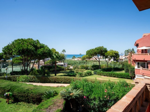 2 Schlafzimmer Apartment in Elviria