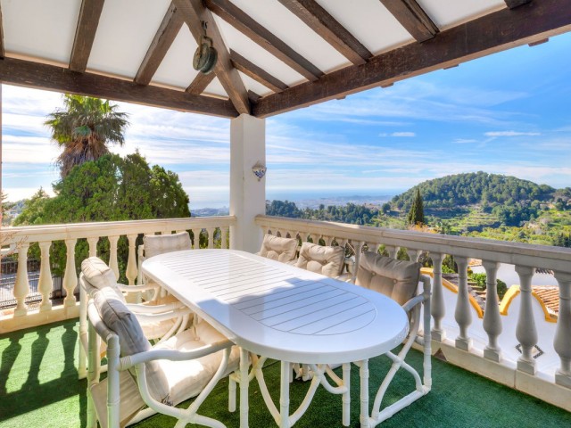 Villa avec 4 Chambres  à Mijas