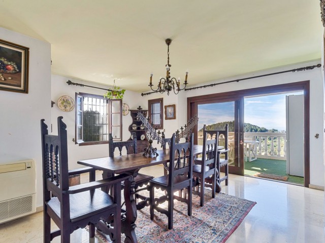 Villa avec 4 Chambres  à Mijas