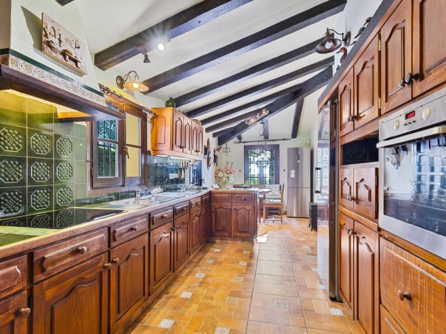 Villa avec 4 Chambres  à Mijas