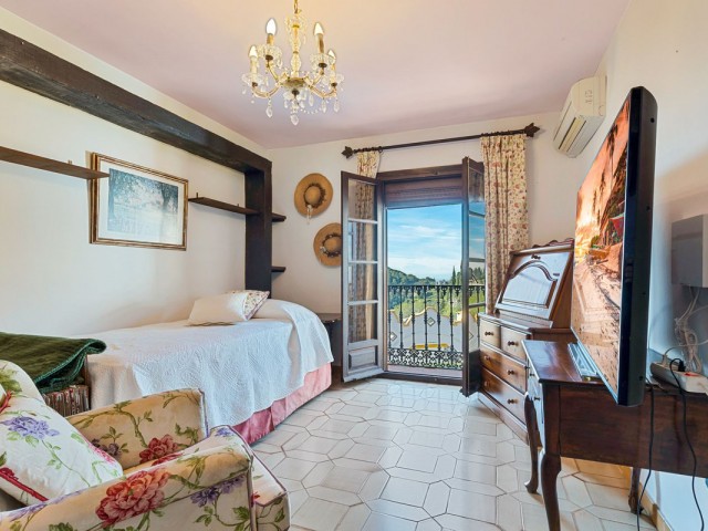 Villa avec 4 Chambres  à Mijas