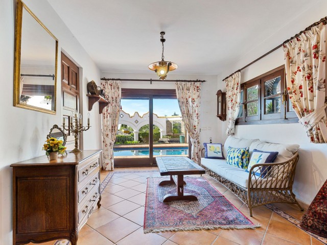 Villa avec 4 Chambres  à Mijas