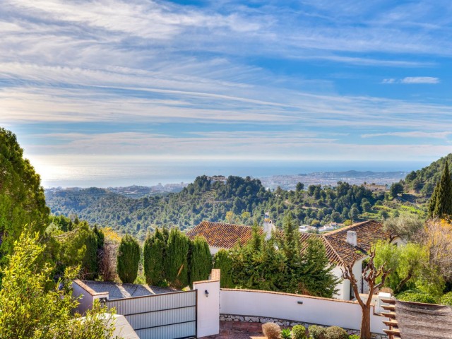 Villa avec 4 Chambres  à Mijas