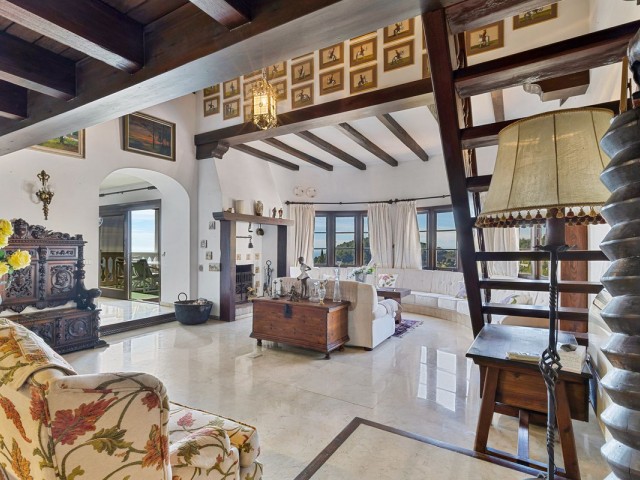 Villa avec 4 Chambres  à Mijas