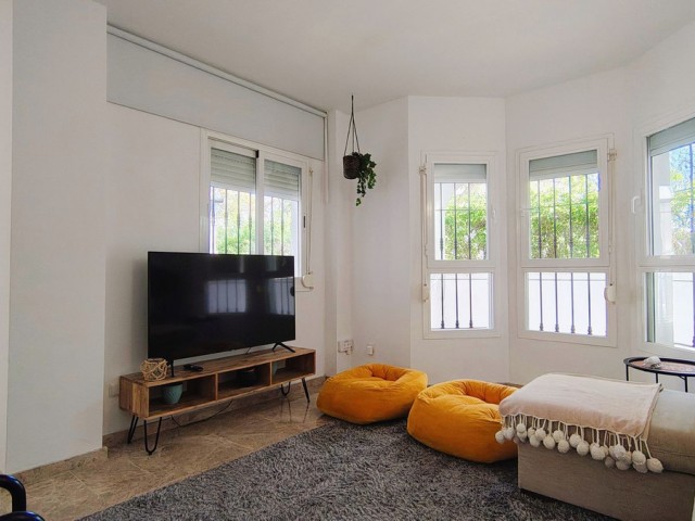 Appartement avec 3 Chambres  à Nueva Andalucía
