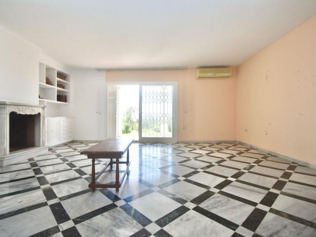 5 Bedrooms Villa in La Cala de Mijas
