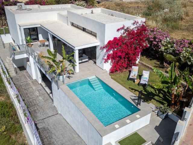 Villa, Valle Romano, R5315155