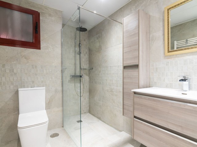 3 Bedrooms Apartment in Elviria