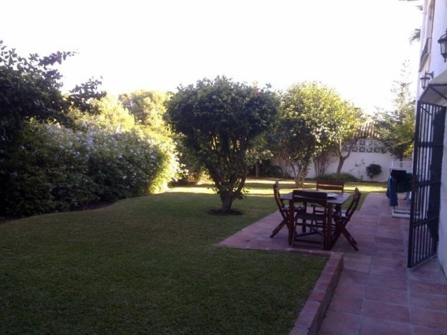 7 Schlafzimmer Villa in Nueva Andalucía