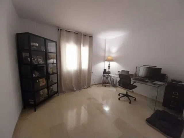 2 Sovrums Lägenhet i Elviria