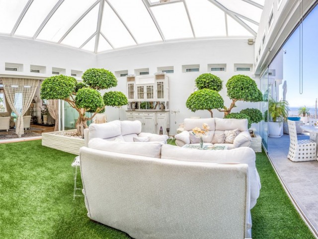 6 Schlafzimmer Villa in Estepona