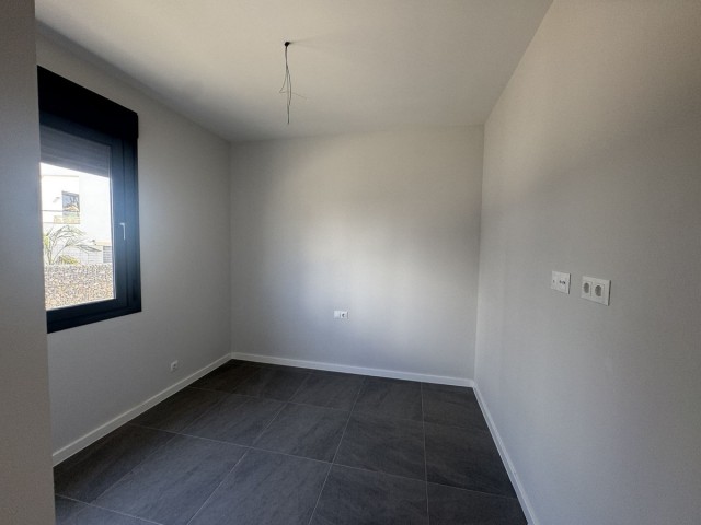 Maison mitoyenne avec 4 Chambres  à Riviera del Sol