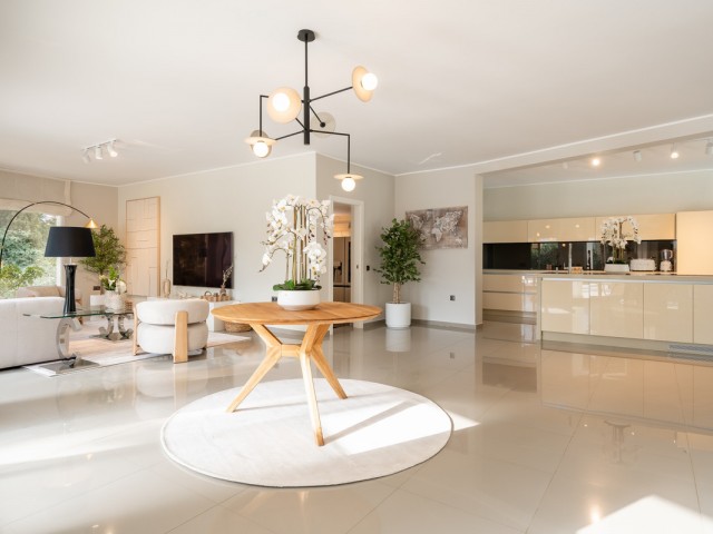 Villa avec 4 Chambres  à Benahavís