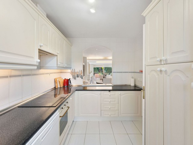 3 Schlafzimmer Reihenhaus in Nueva Andalucía