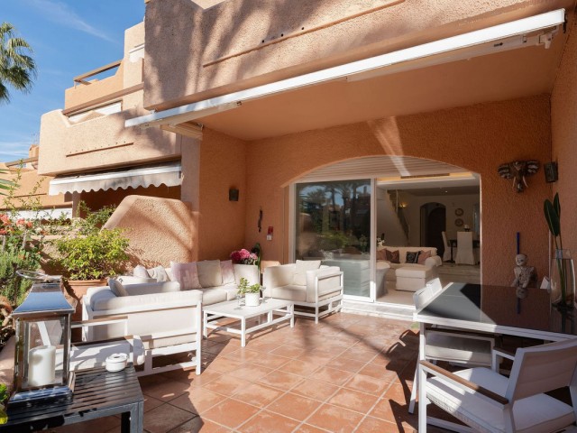 3 Schlafzimmer Reihenhaus in Nueva Andalucía