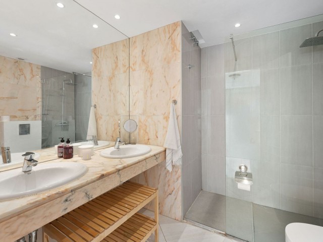 3 Schlafzimmer Reihenhaus in Nueva Andalucía