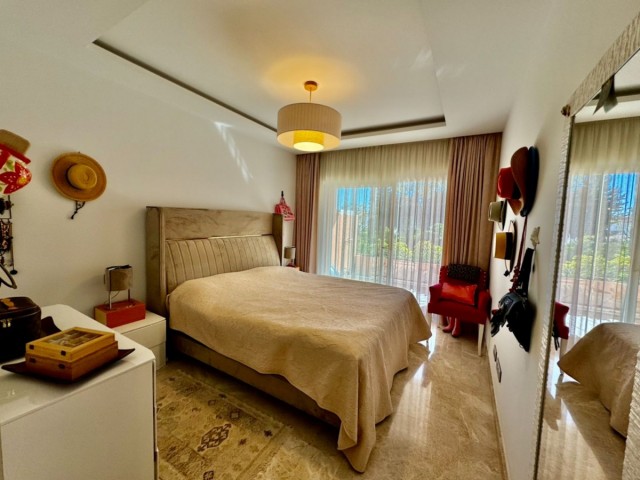 2 Schlafzimmer Apartment in Marbella