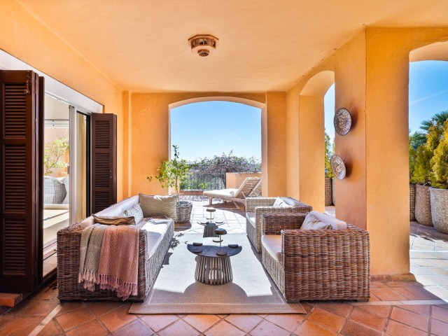 3 Bedrooms Apartment in Nueva Andalucía