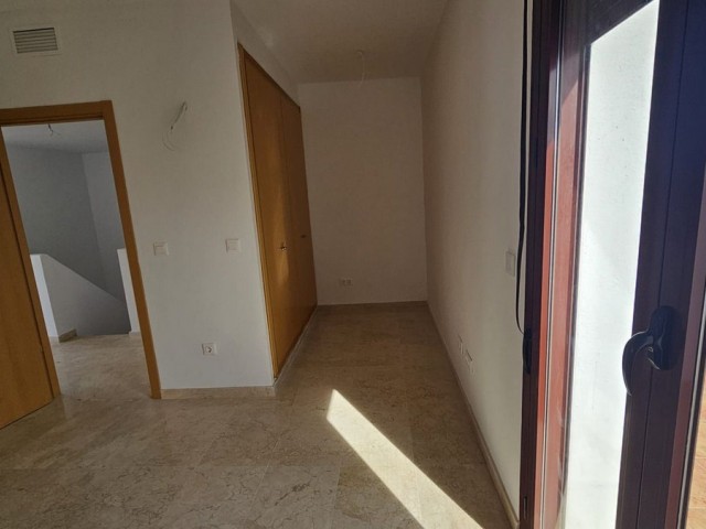 2 Schlafzimmer Reihenhaus in Doña Julia