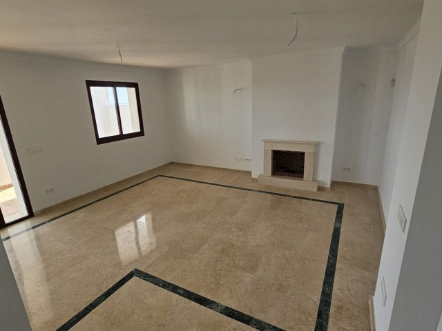 2 Schlafzimmer Reihenhaus in Doña Julia