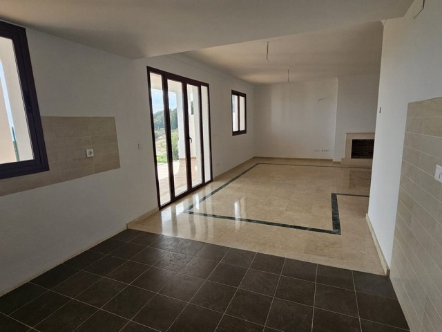 2 Schlafzimmer Reihenhaus in Doña Julia