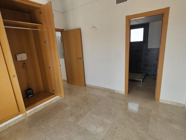 2 Sovrums Radhus i Doña Julia