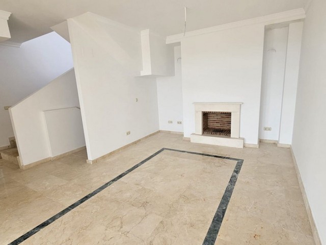 2 Schlafzimmer Reihenhaus in Doña Julia