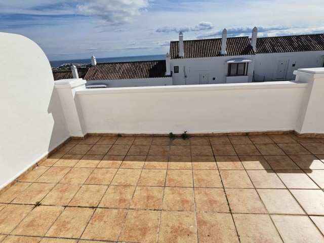 2 Slaapkamer Rijtjeshuis in Doña Julia