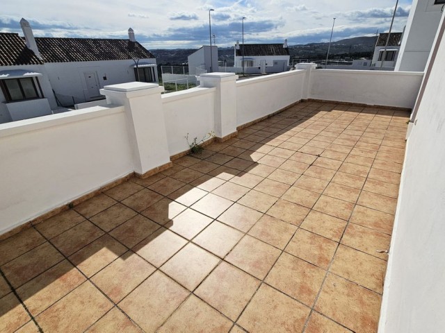 2 Slaapkamer Rijtjeshuis in Doña Julia