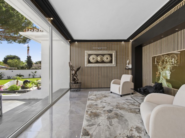 5 Schlafzimmer Villa in Estepona