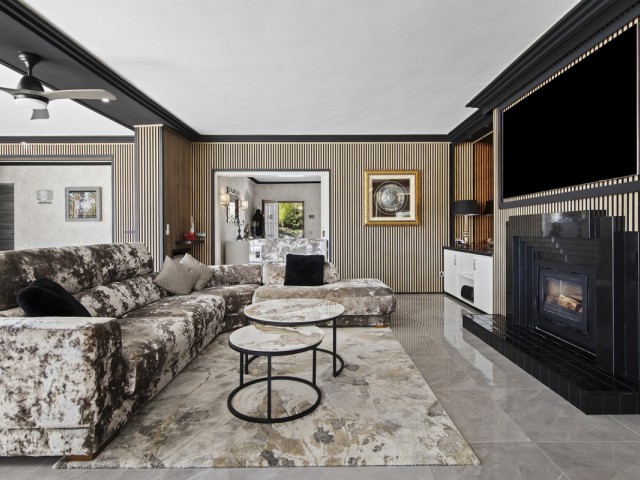 5 Schlafzimmer Villa in Estepona