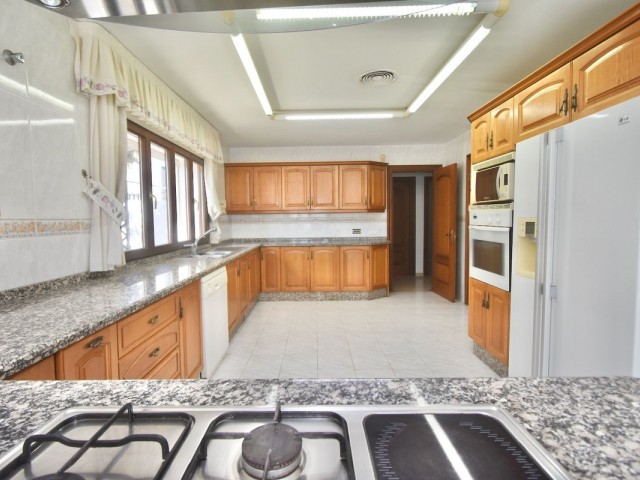 7 Makuuhuoneen Huvila Benalmadena