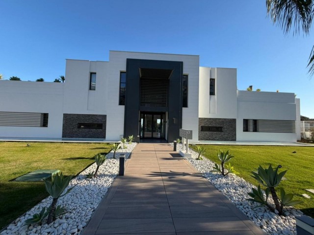 2 Schlafzimmer Apartment in Benahavís