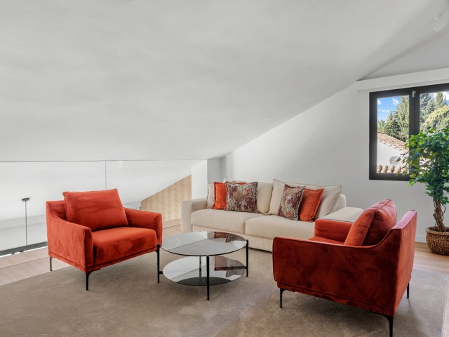 4 Schlafzimmer Villa in Nueva Andalucía