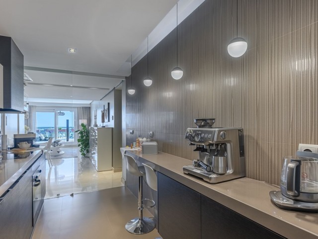 2 Bedrooms Apartment in Benahavís