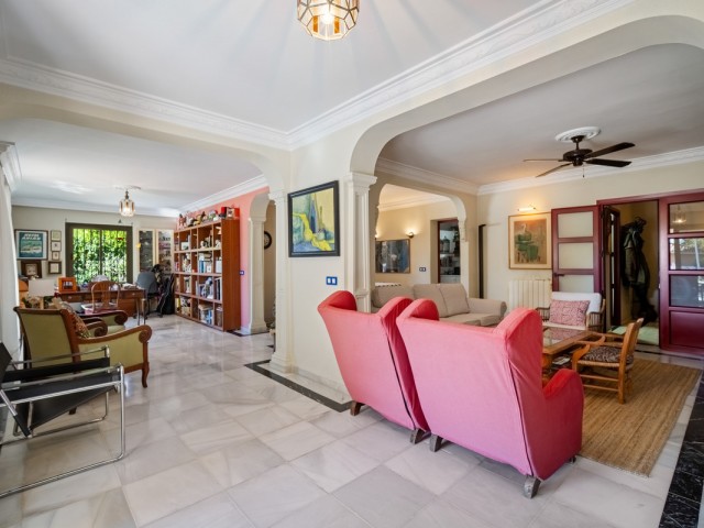 4 Sovrums Villa i Marbella