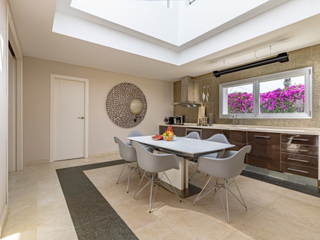 Villa avec 3 Chambres  à Marbella