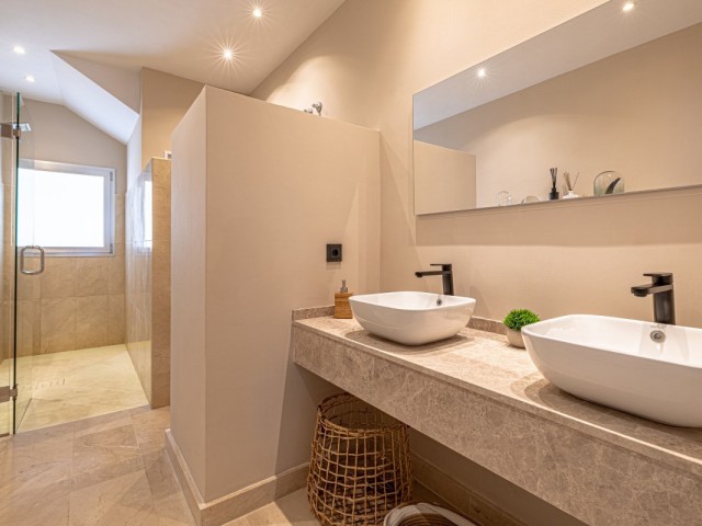 Villa avec 3 Chambres  à Marbella