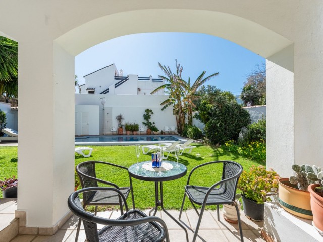 4 Bedrooms Villa in San Pedro de Alcántara